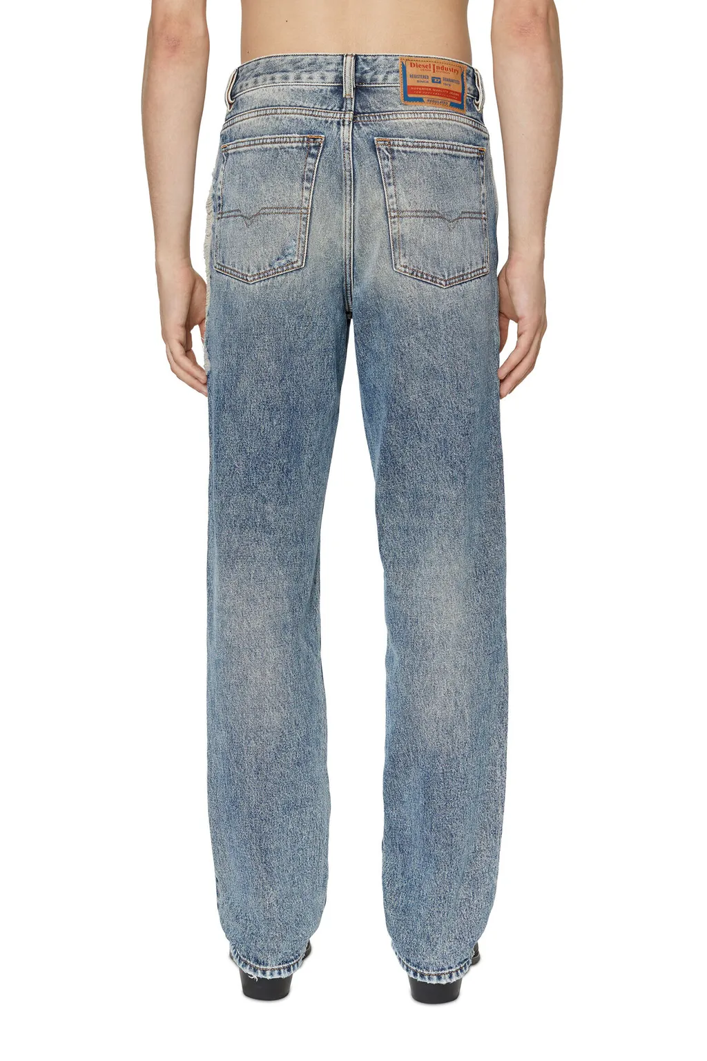 Straight Jeans