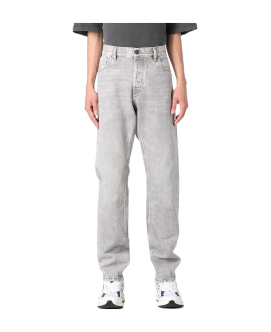 1995 Straight Leg Jeans