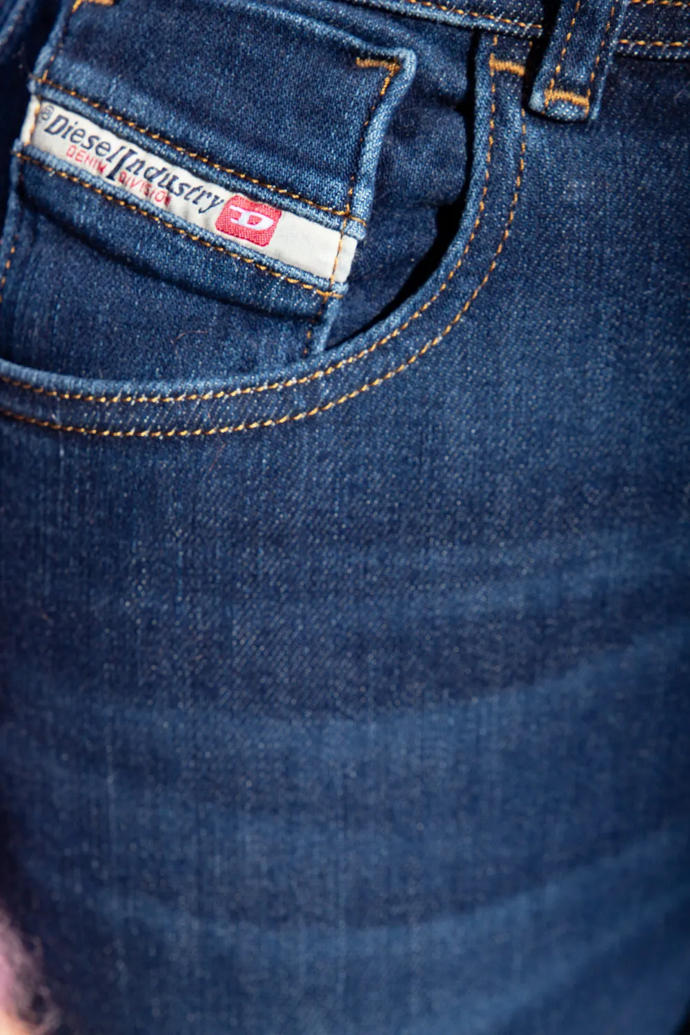 Logo Patch Straight Cut Jeans