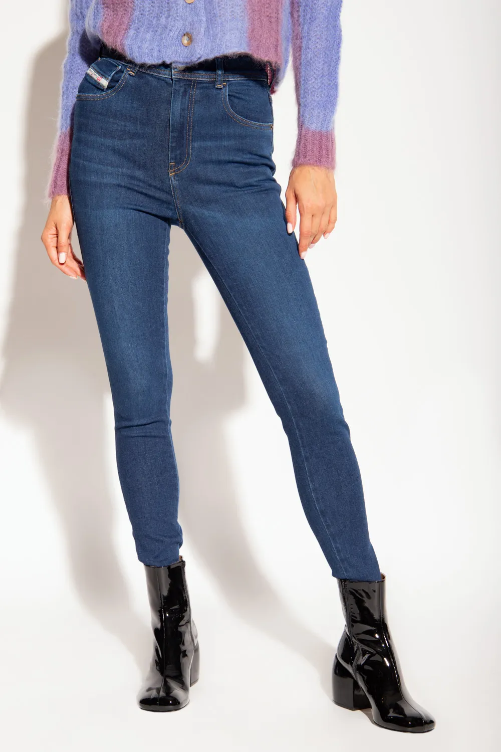 Logo Patch Straight Cut Jeans