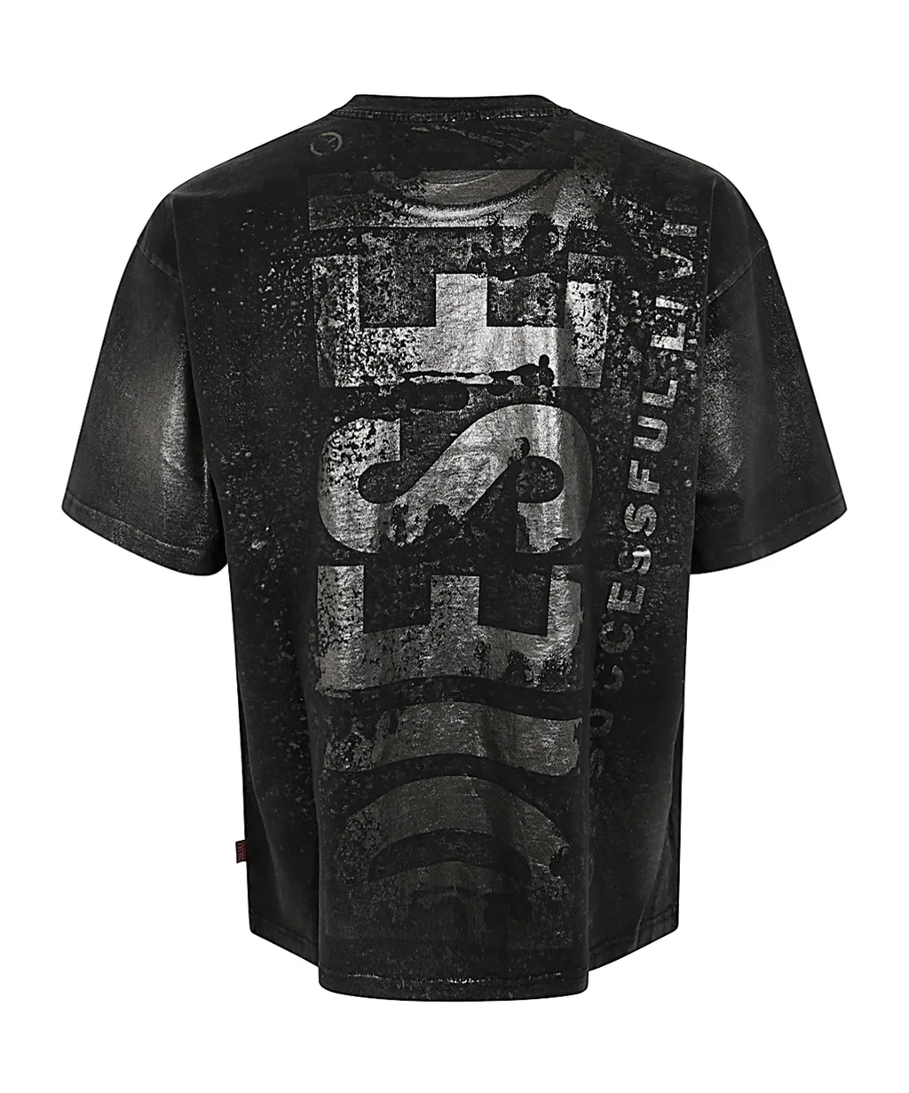 T-Boxt-Q23 Crewneck T-Shirt