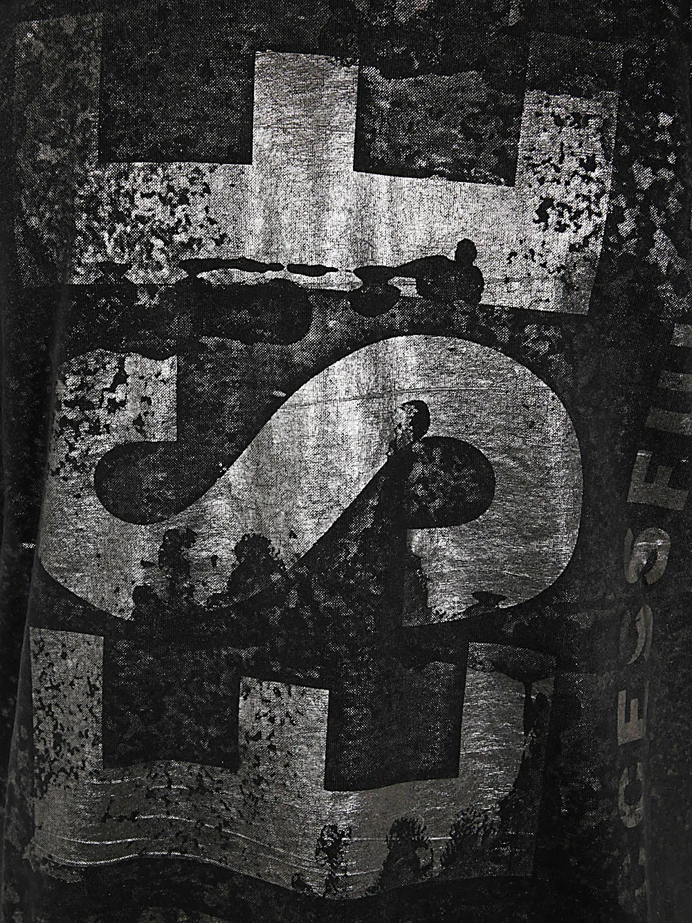 T-Boxt-Q23 Crewneck T-Shirt
