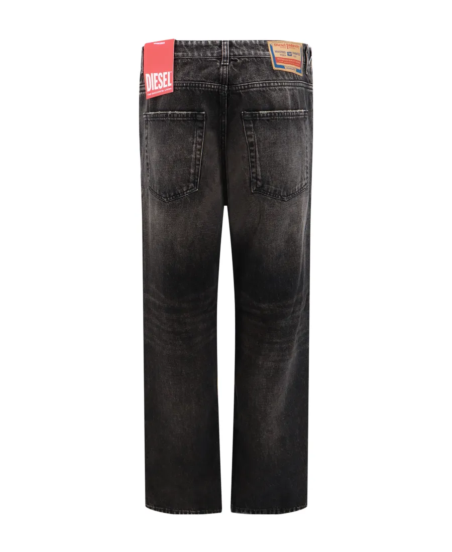 Oval-D Logo Plaque Straight-Leg Jeans