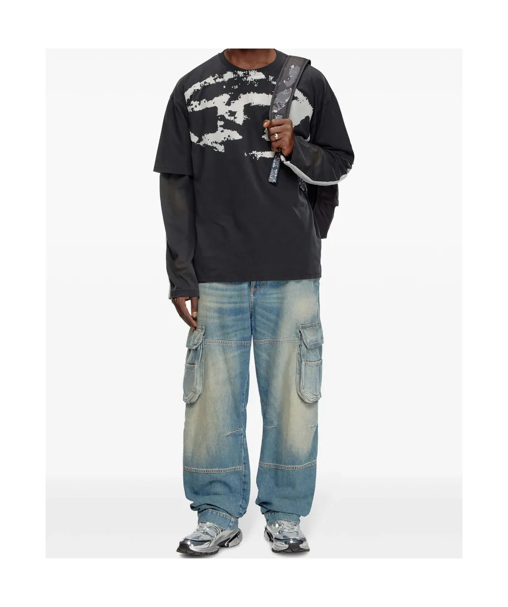 T-Boxt-N14 Crewneck T-Shirt