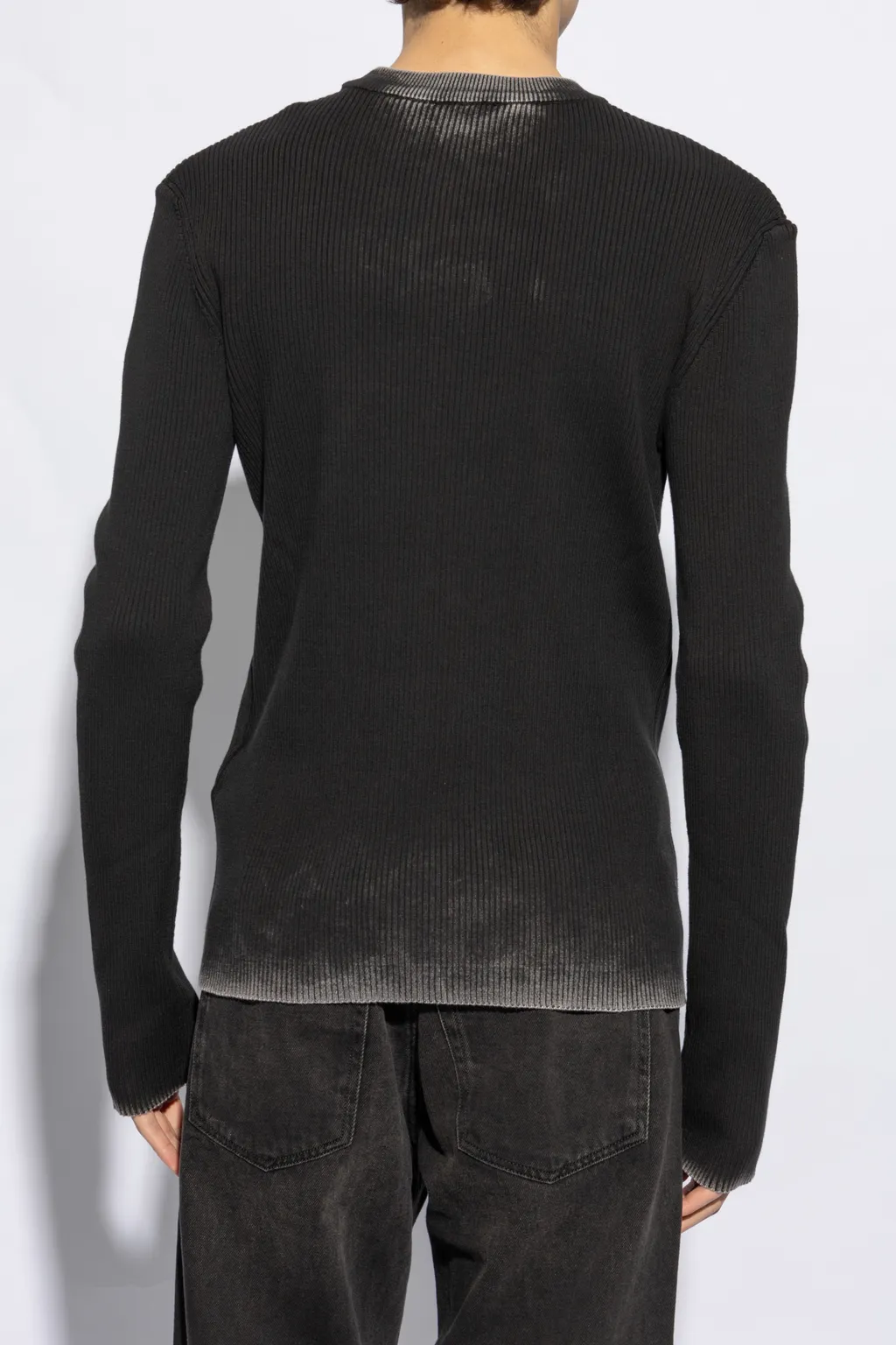 Oval D Cut-Out Ribbed Top