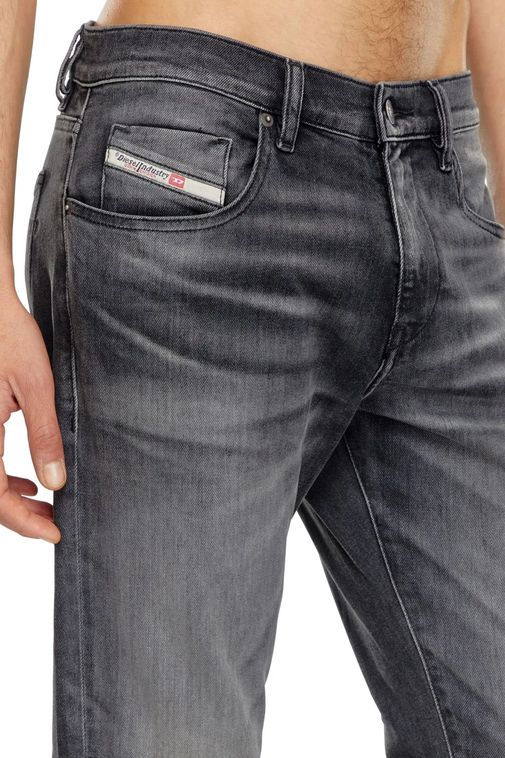 D-Strukt Straight-Leg Jeans