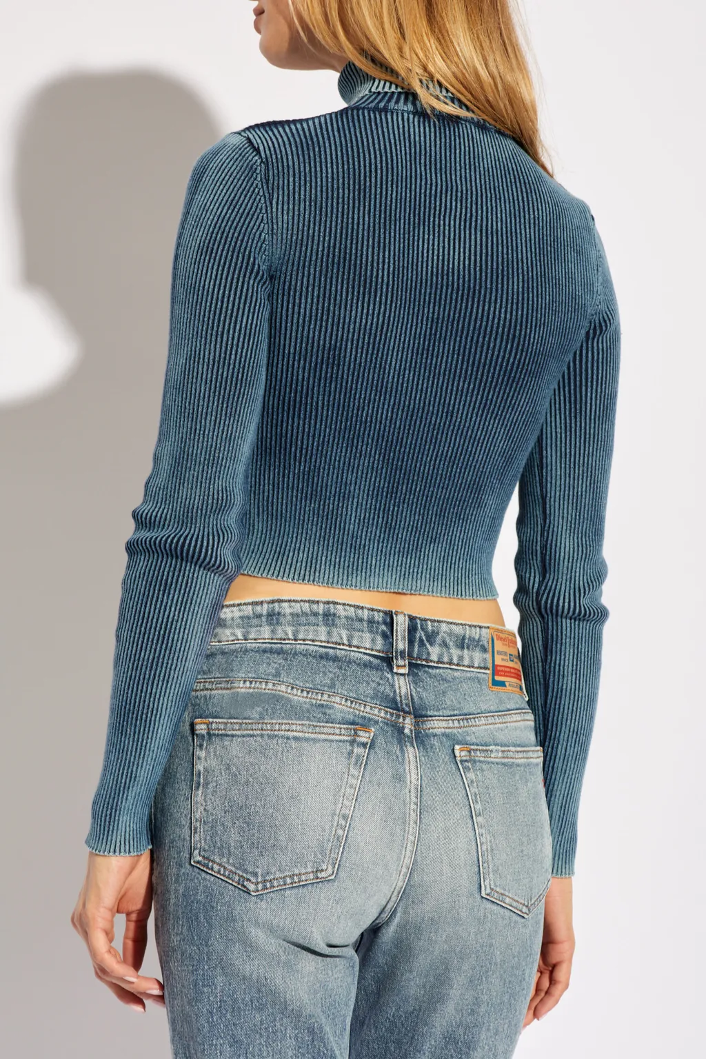 M-Anchor-A Cut-Out Knitted Cropped Top