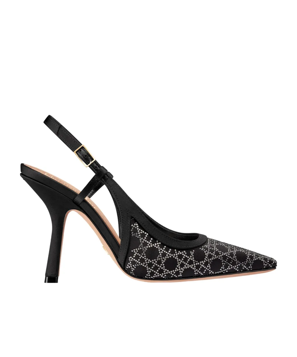 Capture Slingback Pump