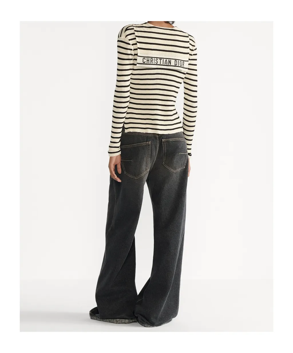Striped V-Neck Knitwear