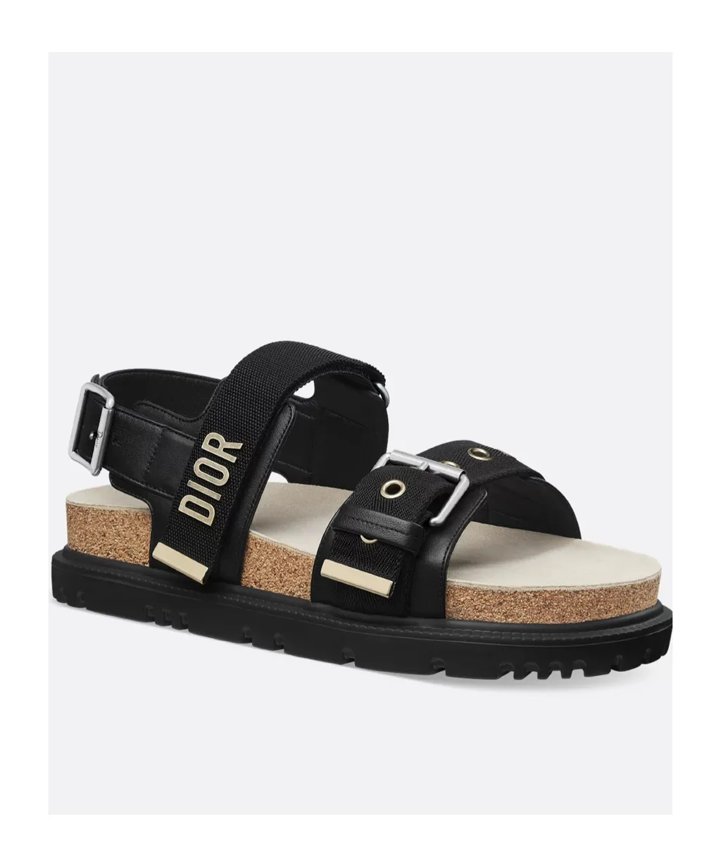 Round-Toe Flat Sandals