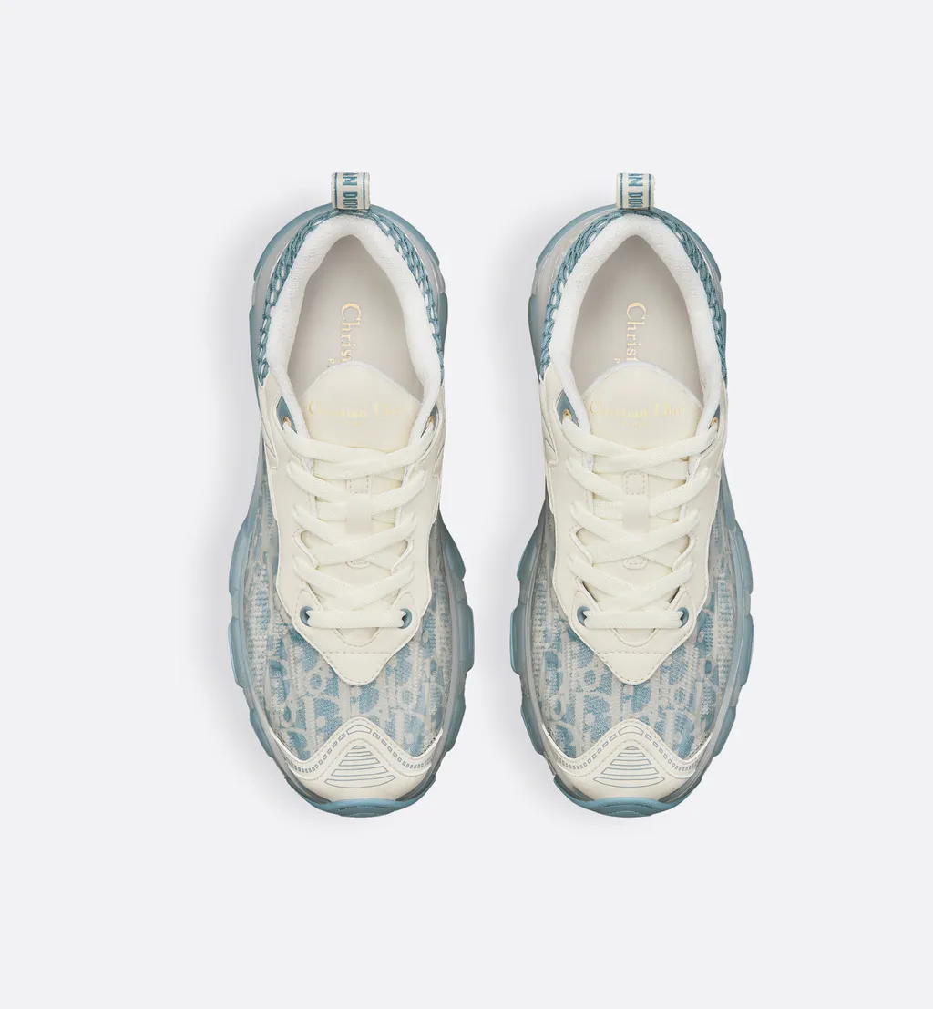 Vibe Sneaker