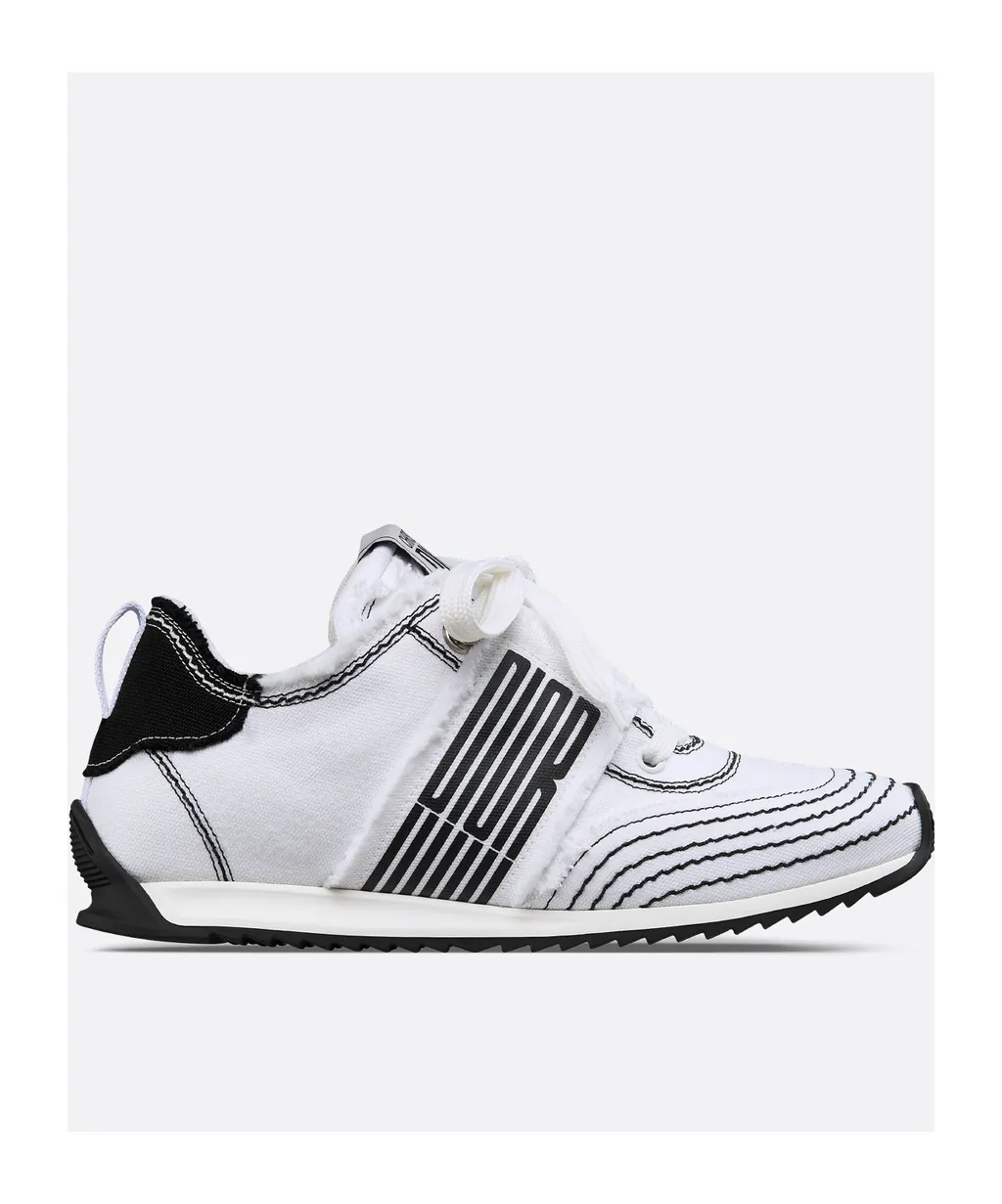 Round Toe Sneakers