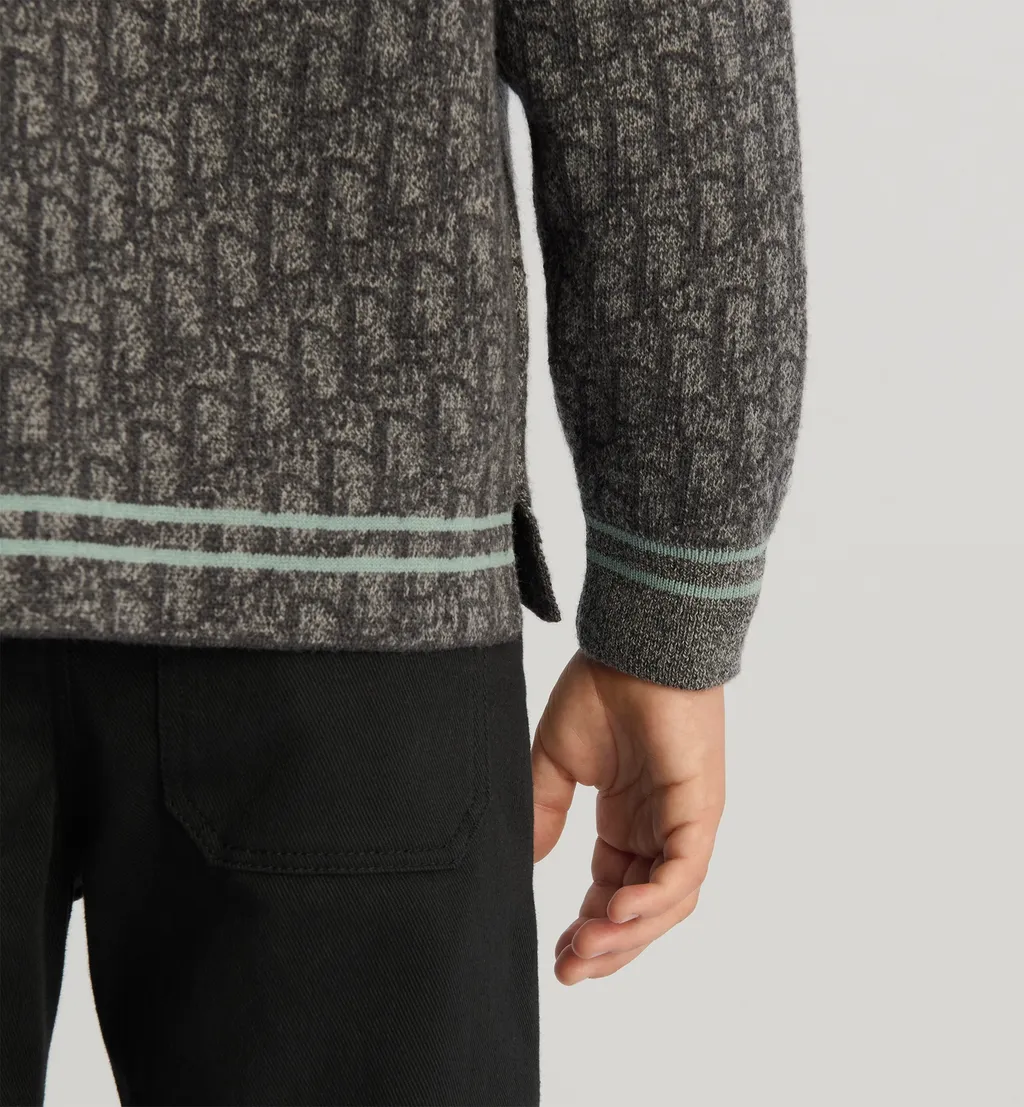 Long-Sleeved Cardigan