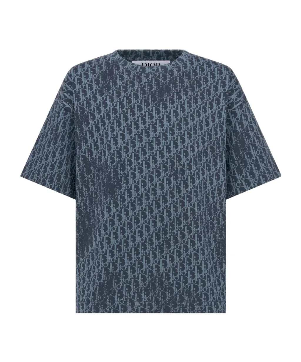 Short-Sleeved T-Shirt