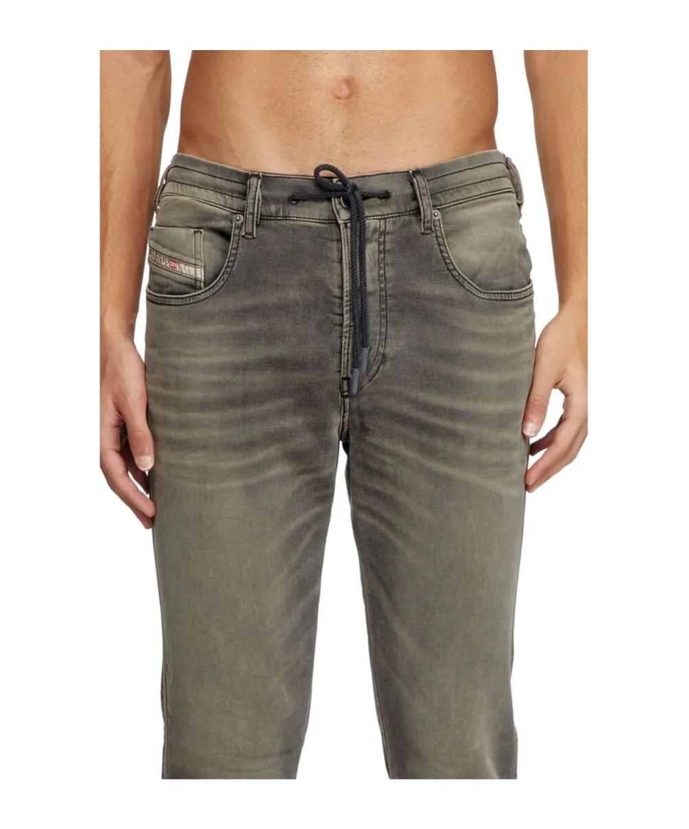 2060 D-Strukt Jeans