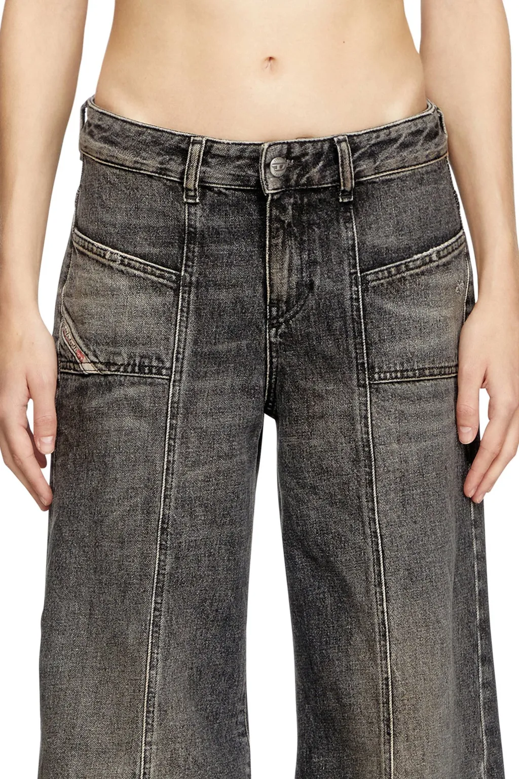 D-Akii Flare Jeans 007Z2