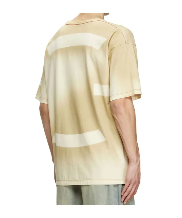 Short-Sleeved T-Shirt
