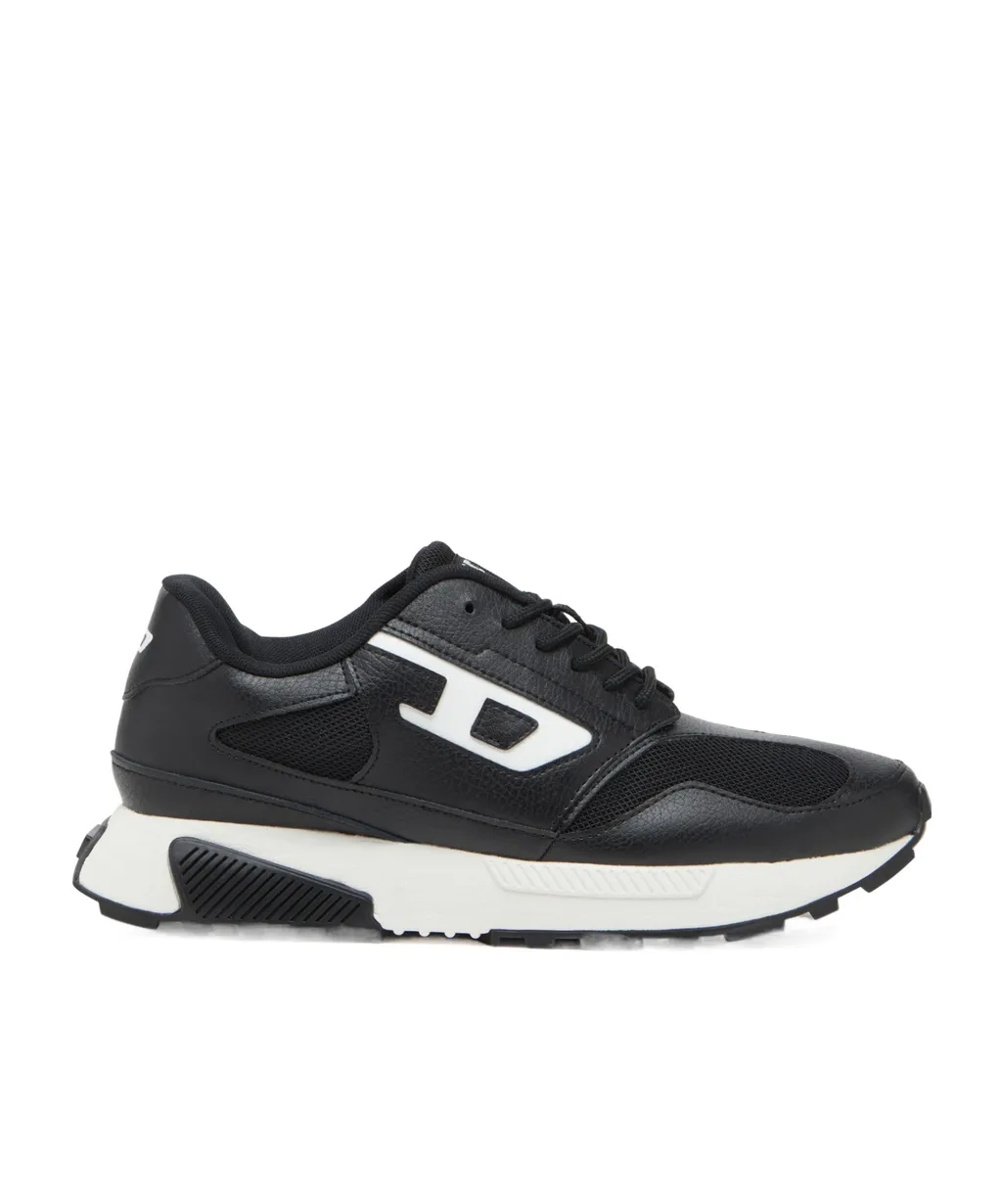 Tame-D Sneakers