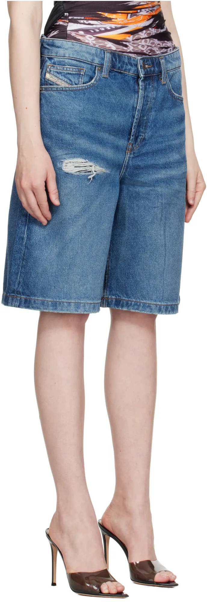 De-Sire-Short Ripped Denim Shorts