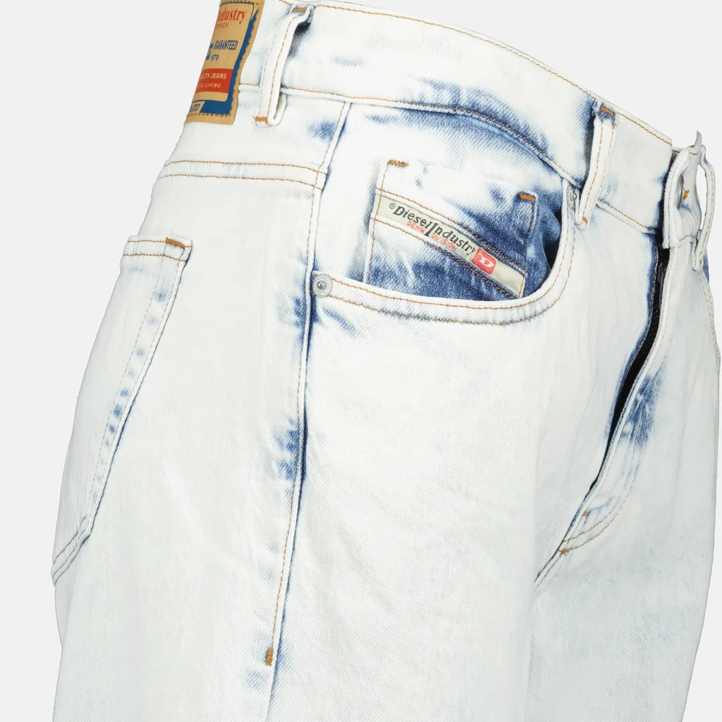 Straight-Leg Jeans
