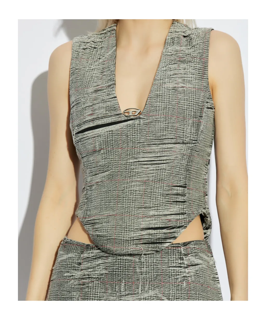 De-Laris-Fsg Distressed Top