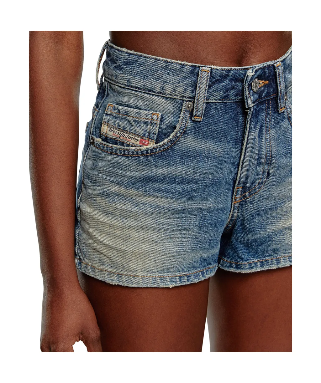 De-Yuba Distressed Denim Shorts