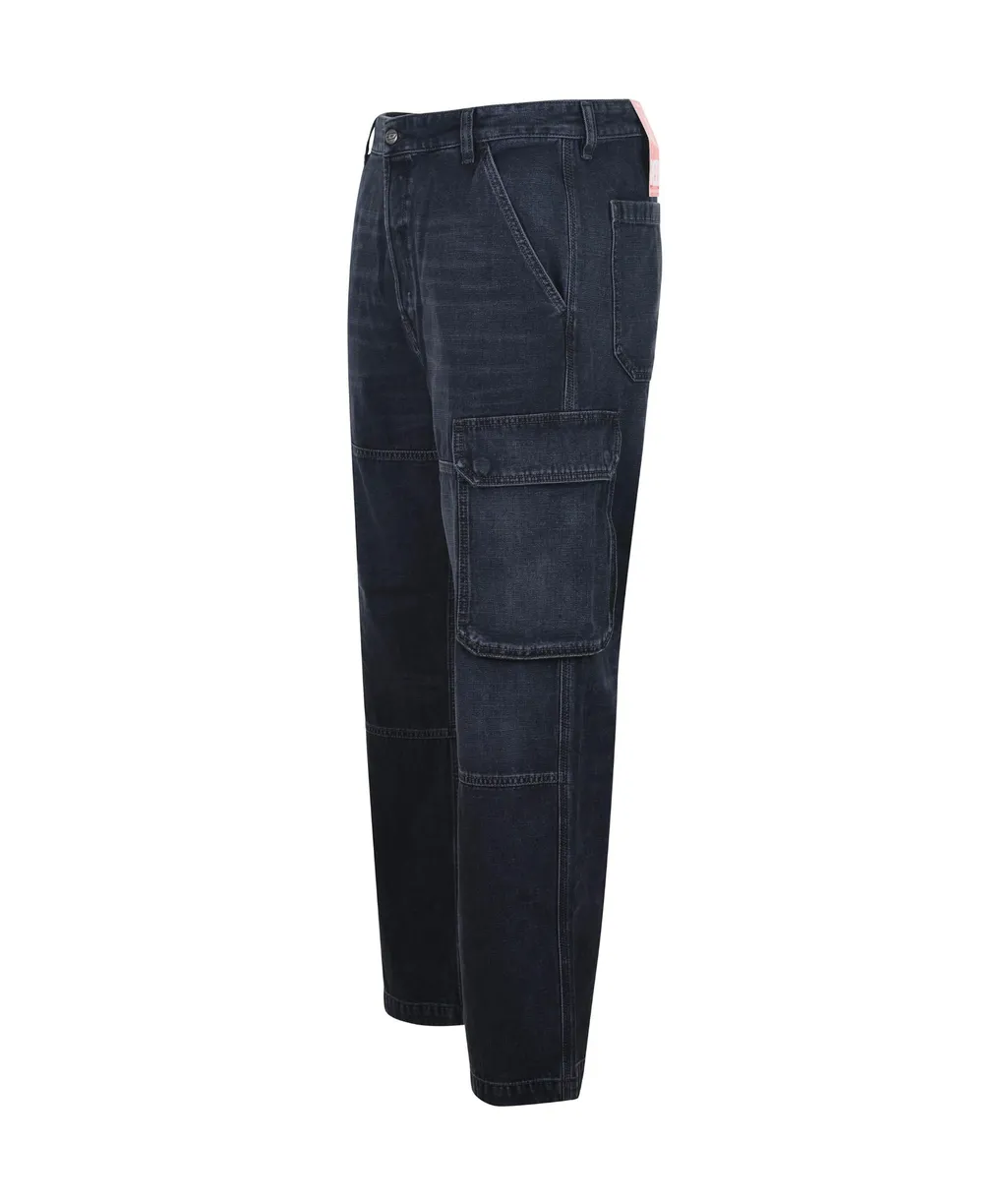 Logo Plaque Button Detailed Jeans