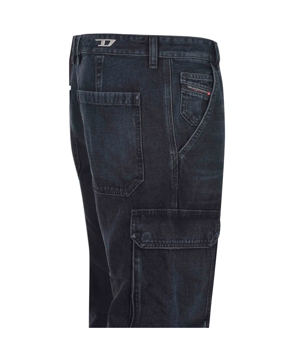 Logo Plaque Button Detailed Jeans
