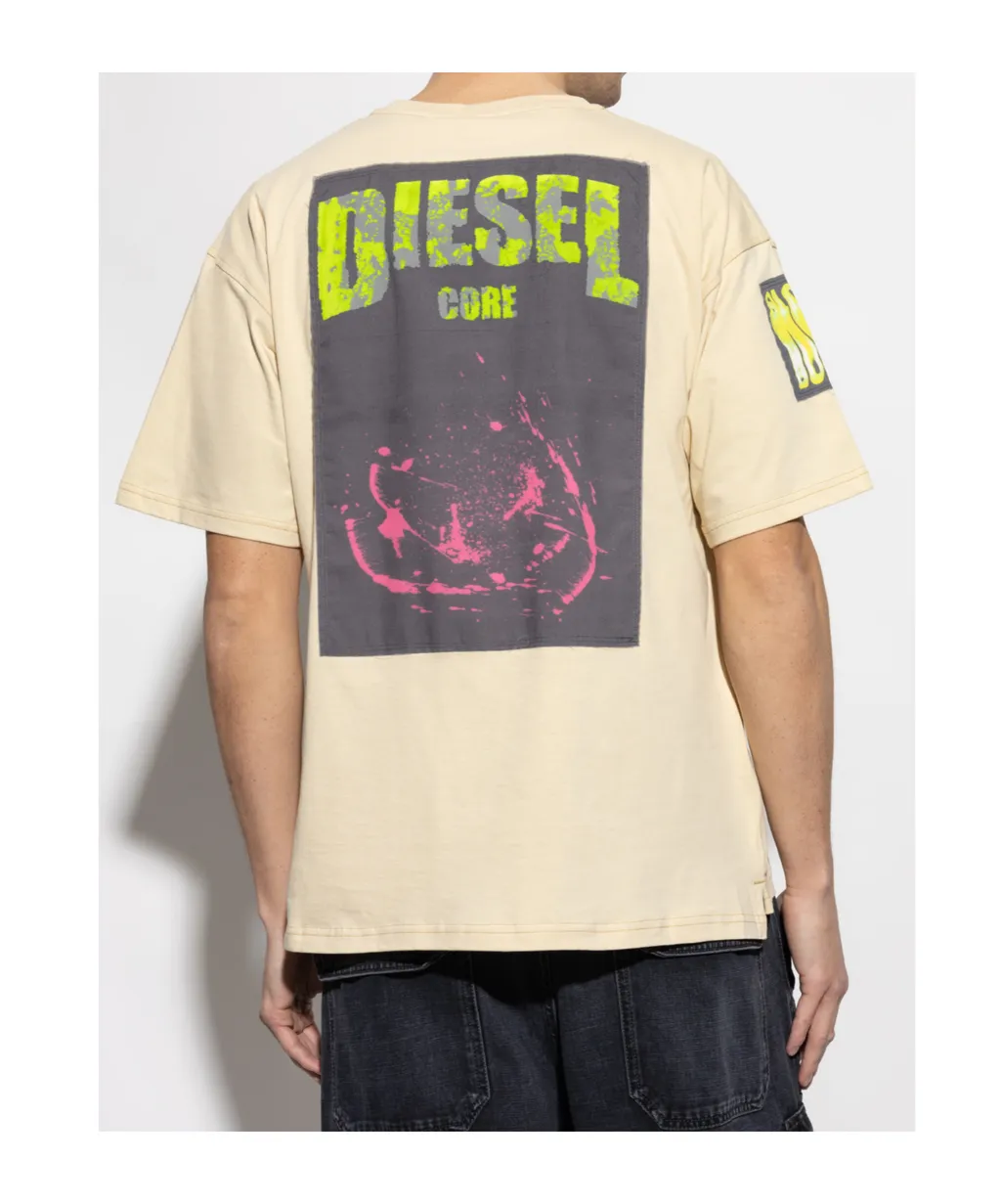 T-Boxt-Slits-R8 Patch Detailed T-Shirt