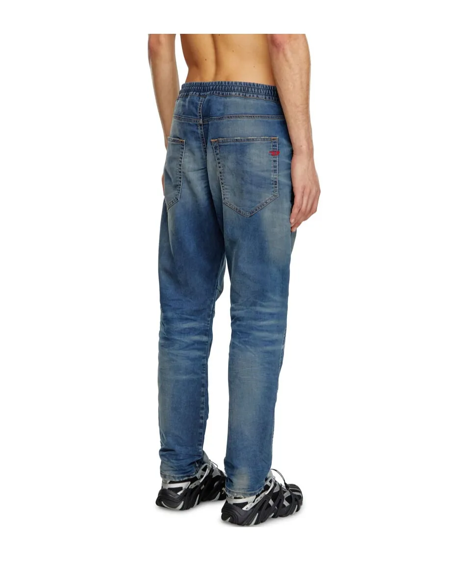 Belt-Loop Jeans