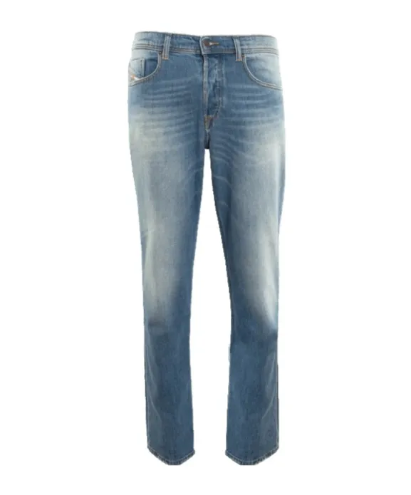 Belt-Loop Jeans
