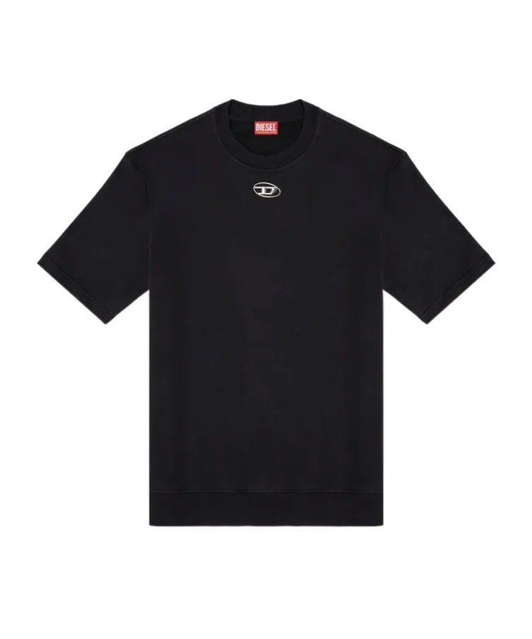 Oval-D Half-Sleeved T-Shirt