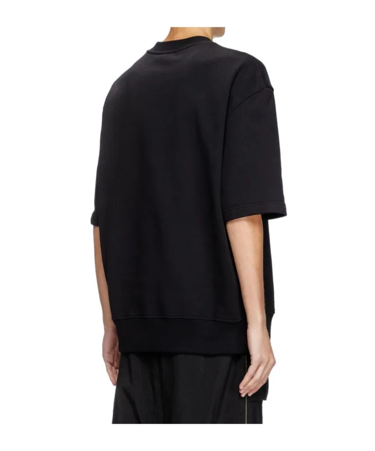 Oval-D Half-Sleeved T-Shirt