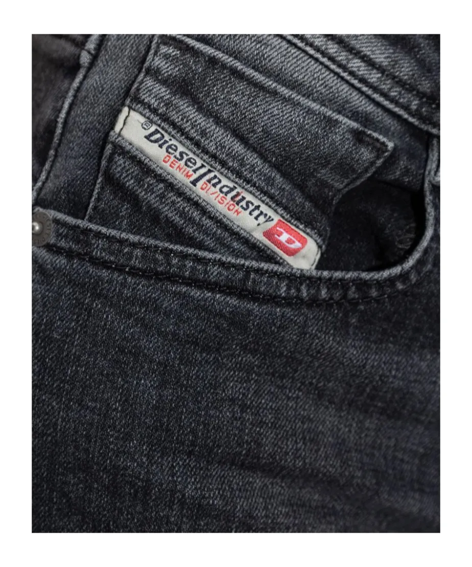 1969-D-Ebbey Low-Rise Jeans