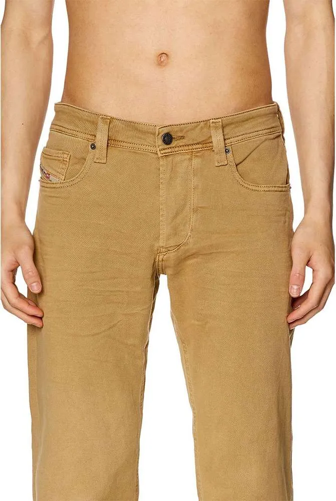 Tapered Jeans