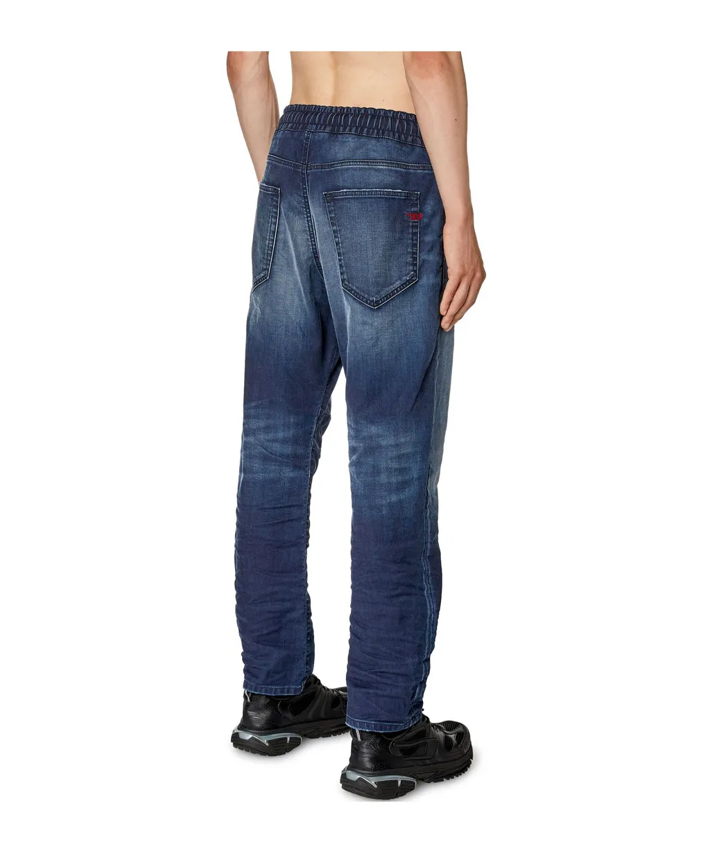 Belt-Loop Jeans