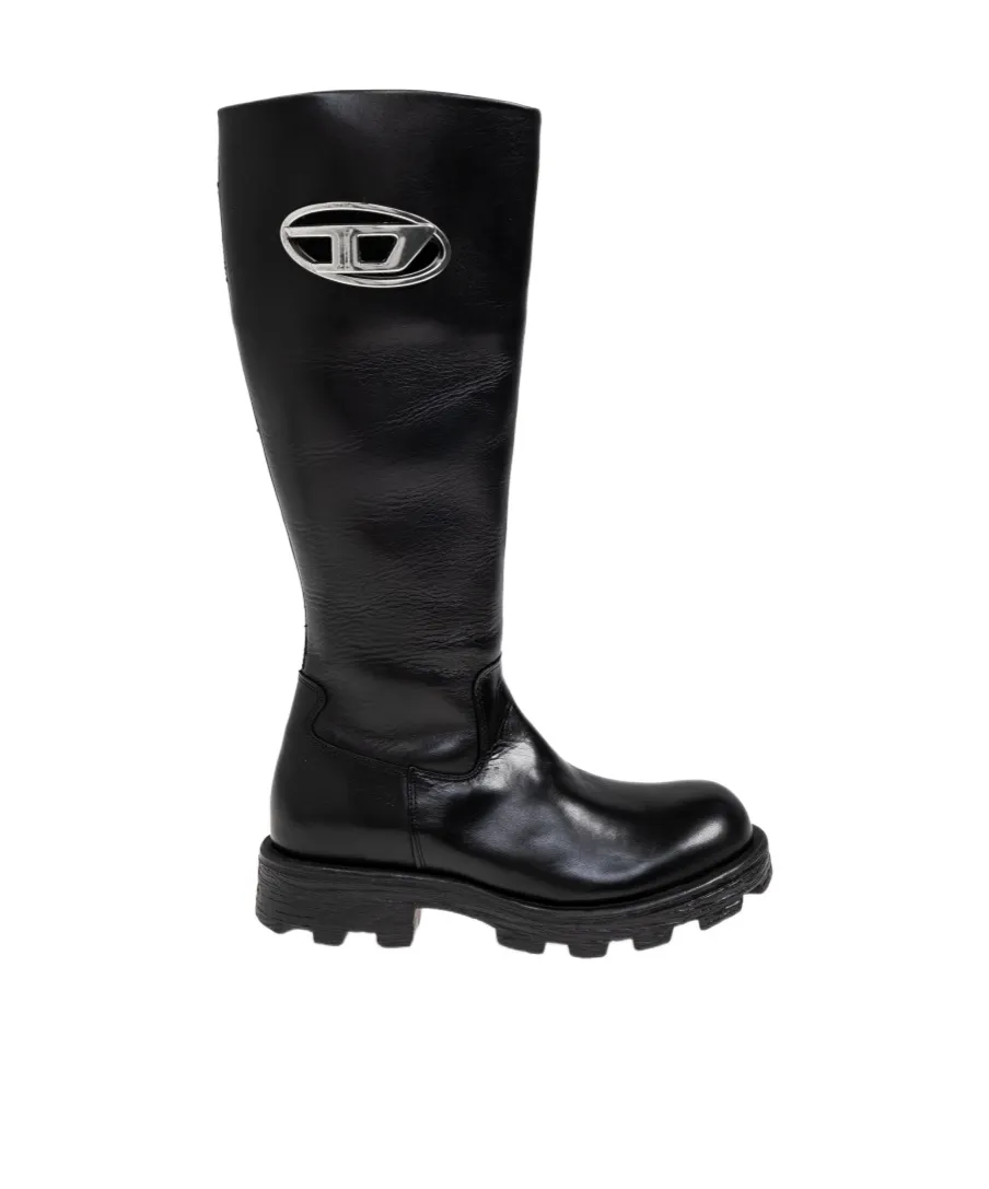 Oval D-Logo Boots