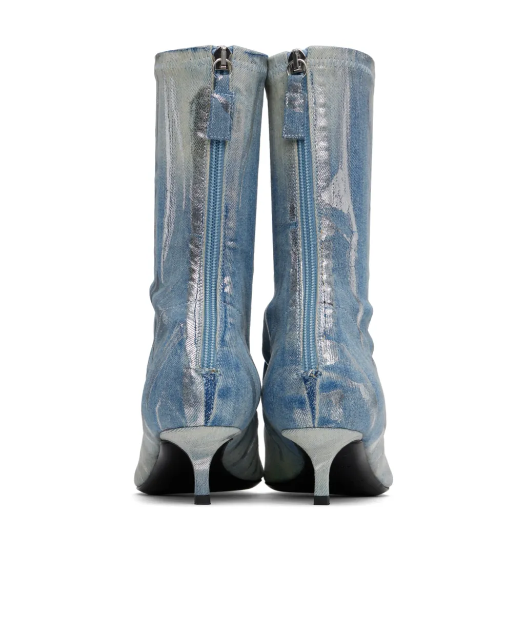 D-Venus Kittie Logo Plaque Ankle Boots