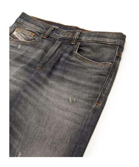 Distressed Tapered Jeans