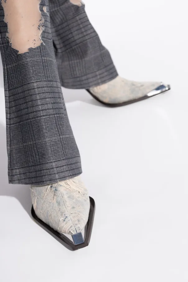 D-Tona Low-Cut Ankle Boots
