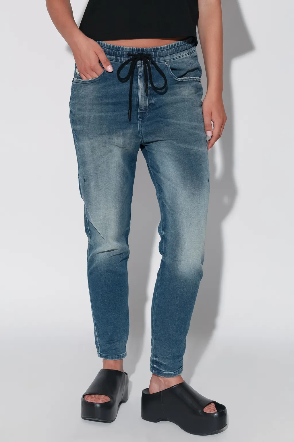 D-Fayza Tapered Jeans