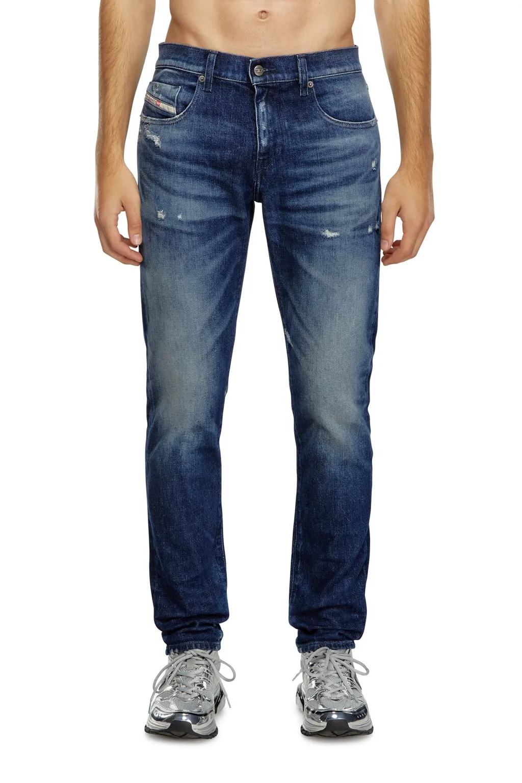 D-Strukt Slim Distressed Jeans
