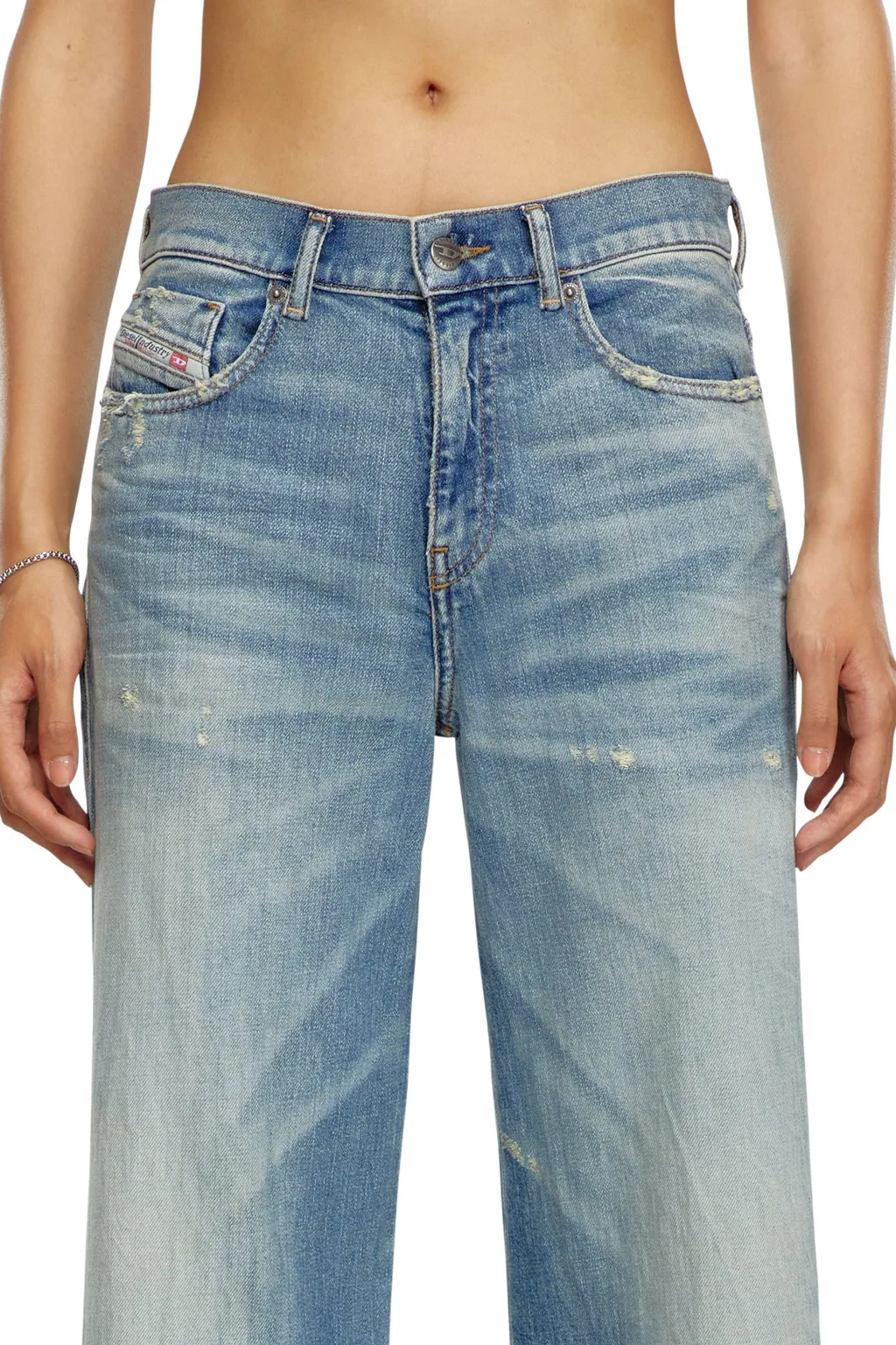 1978 D-Akemi Distressed Bootcut Flared Jeans