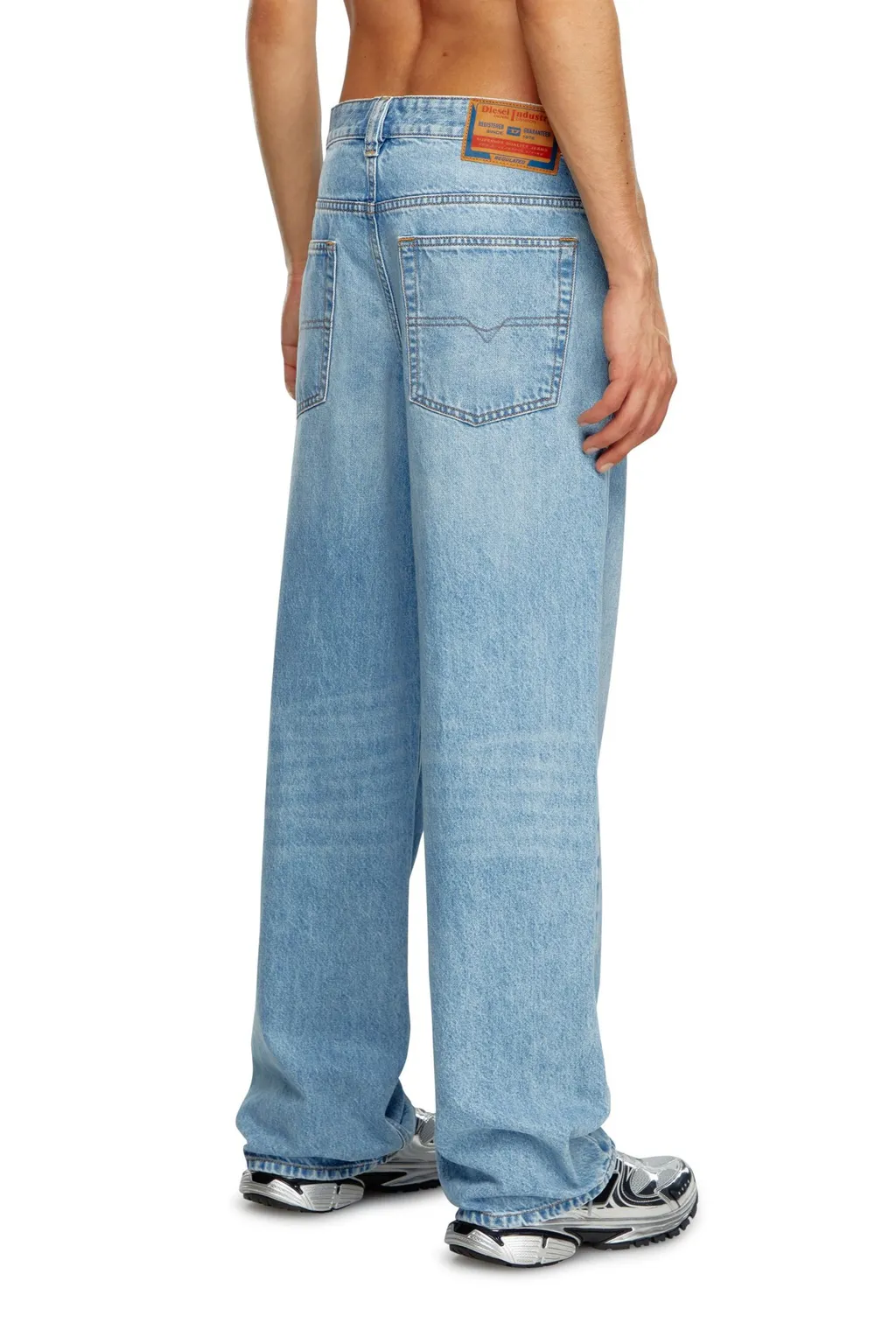 2001 D-Macro Straight-Leg Jeans