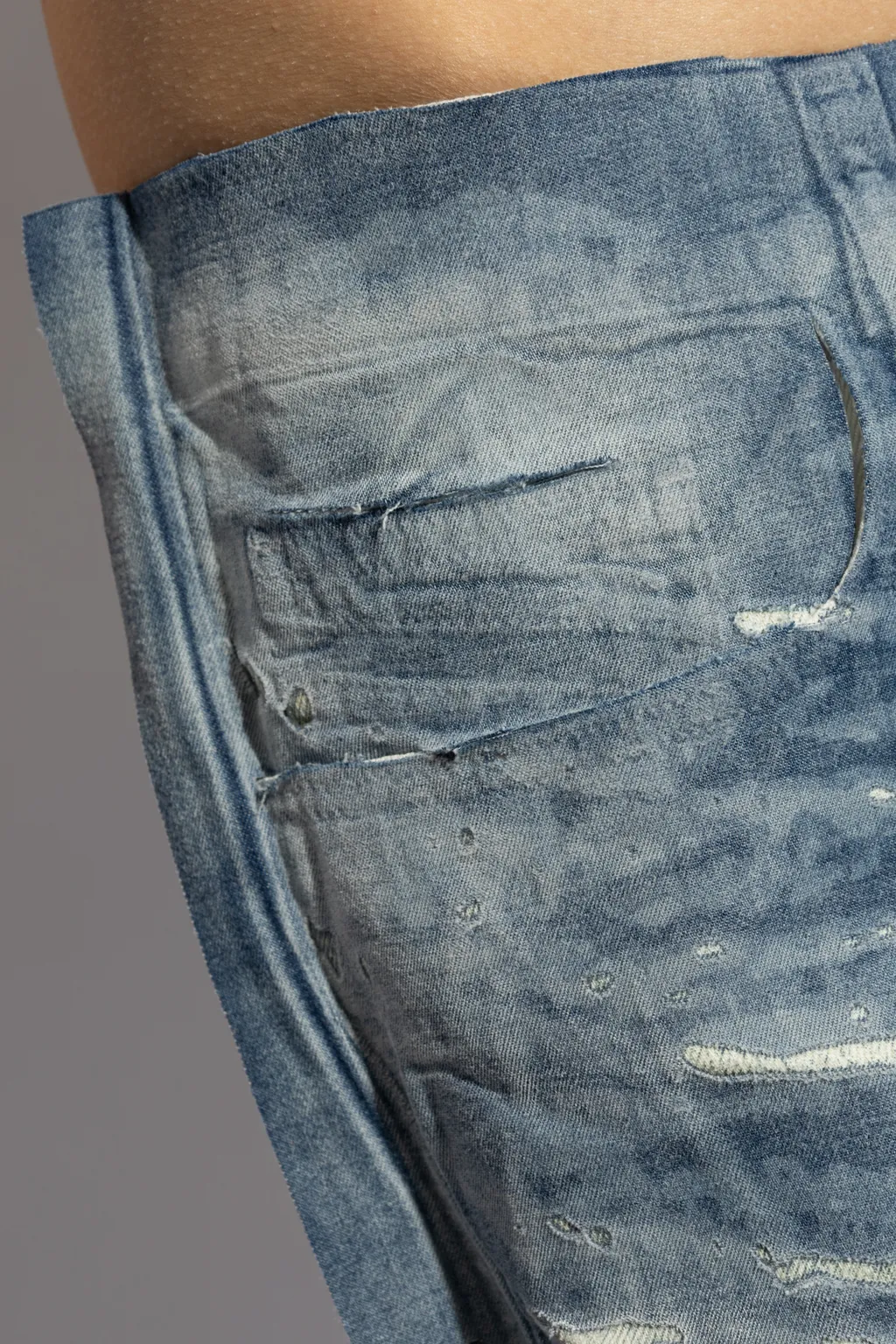 D-Shorty-Fse Peel-Off Denim Shorts