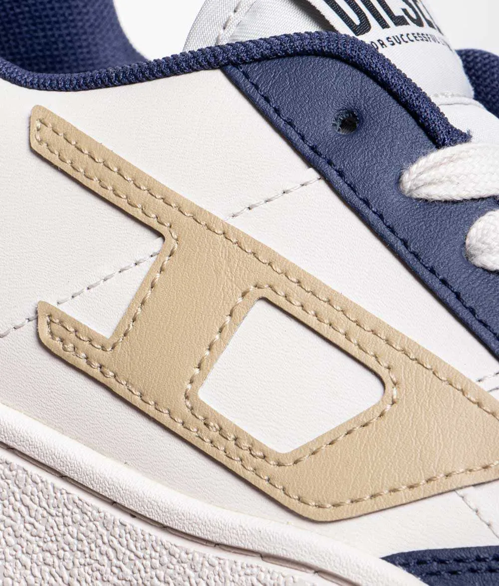 Logo Sneakers