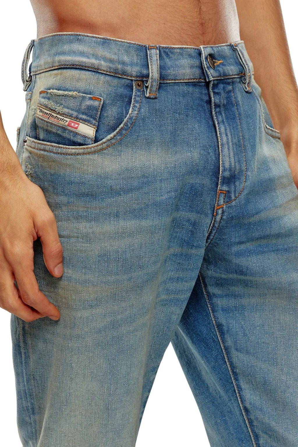 D-Strukt 09H50 Mid-Rise Slim-Fit Jeans