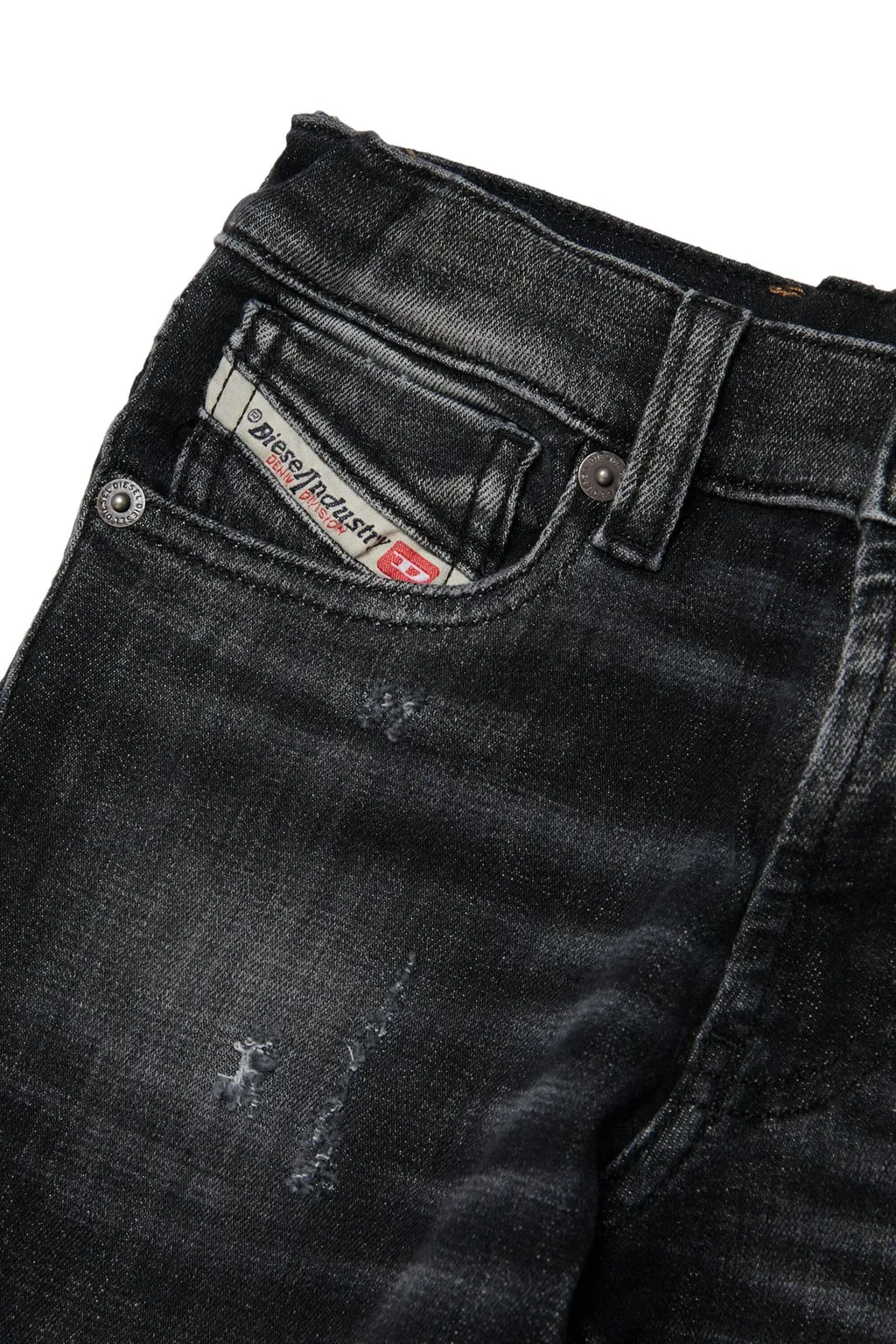 1995-J Distressed Straight-Leg Jeans