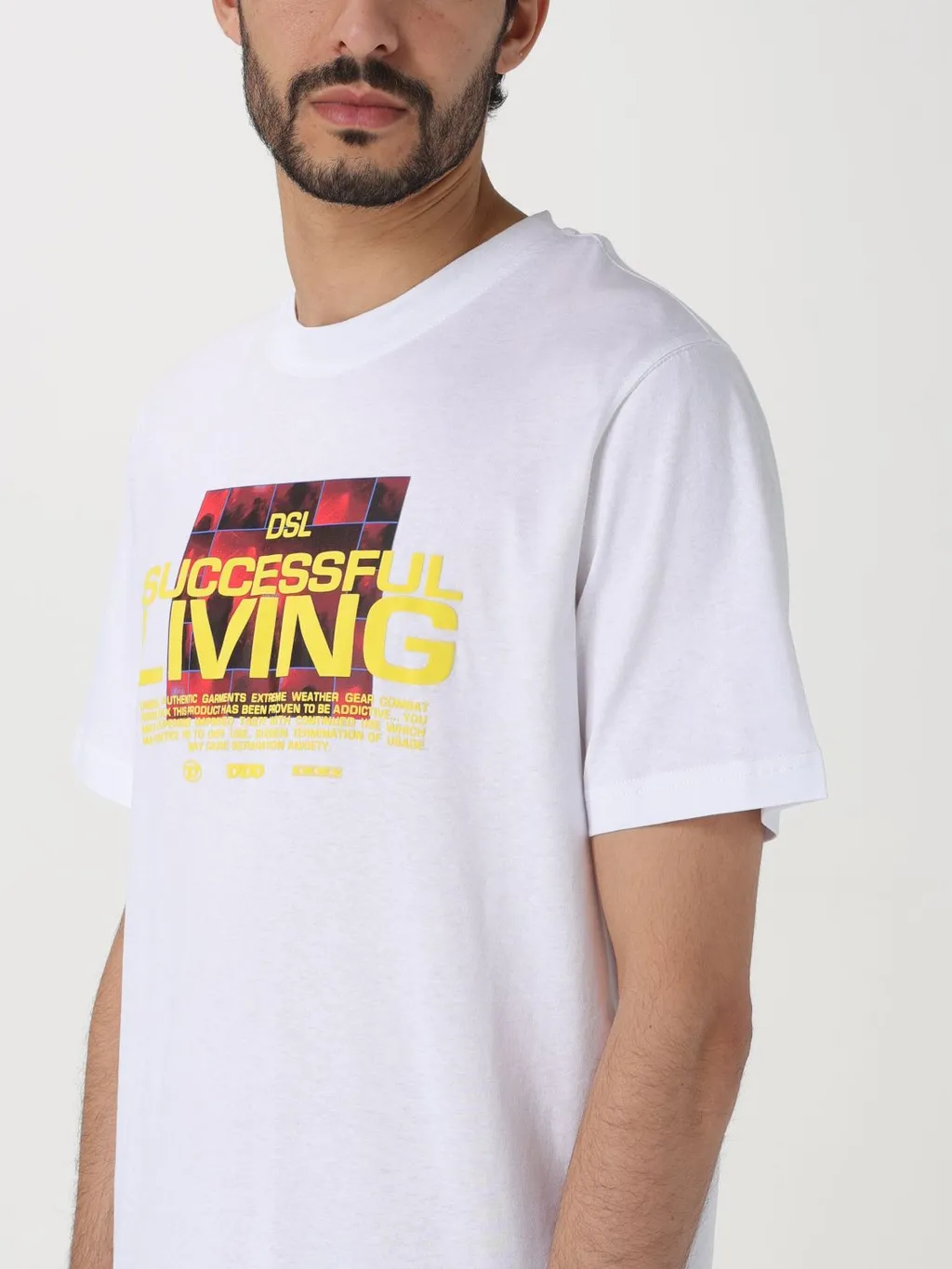 Short-Sleeved T-Shirt