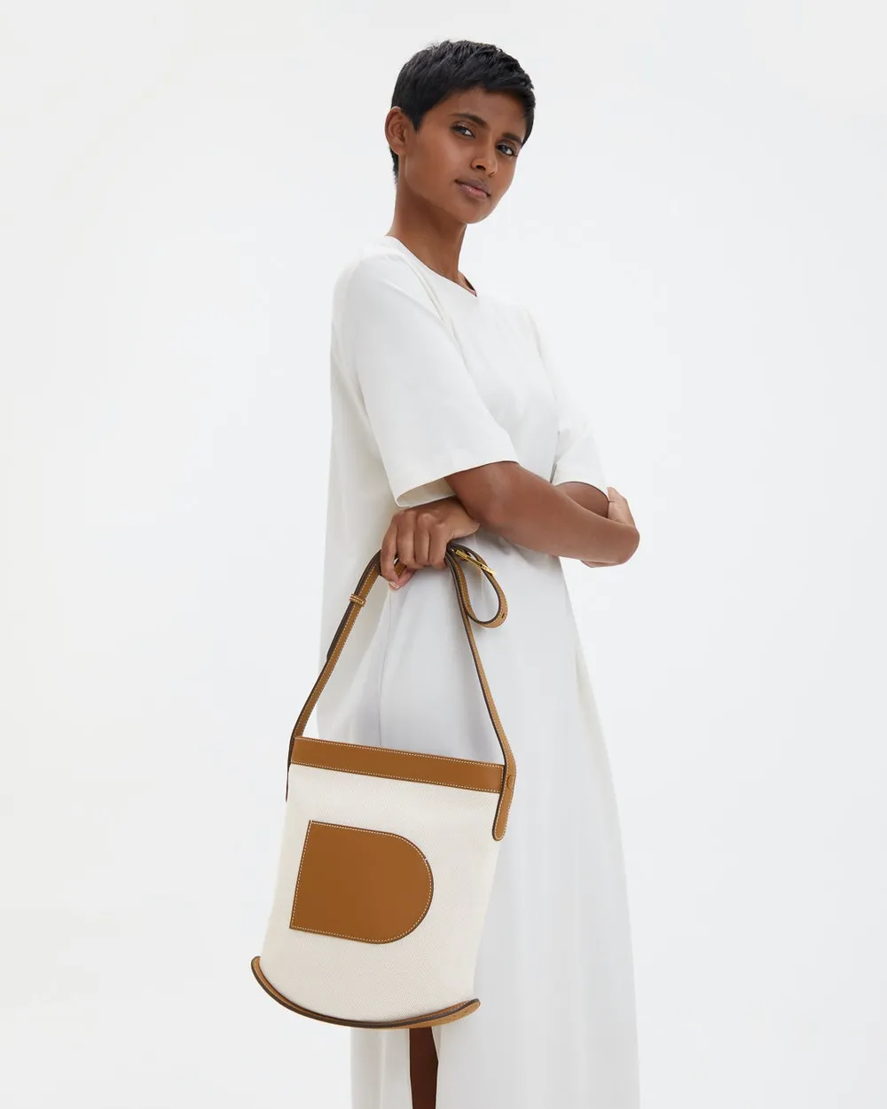 Pin Daily Shoulder Bag